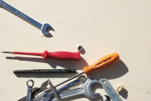 How to Use Dent Pulling Tools in Your Workshop